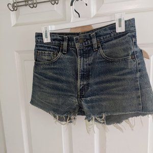 Levi's Cutoffs Size 30